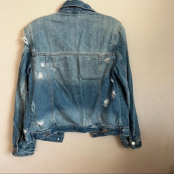 BP Super Distressed Soft Denim Trucker Jacket - Picture 11 of 14